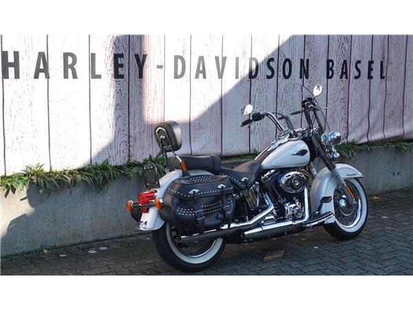 2015 HARLEY-DAVIDSON Softail FLSTC Softail Heritage Classic ABS