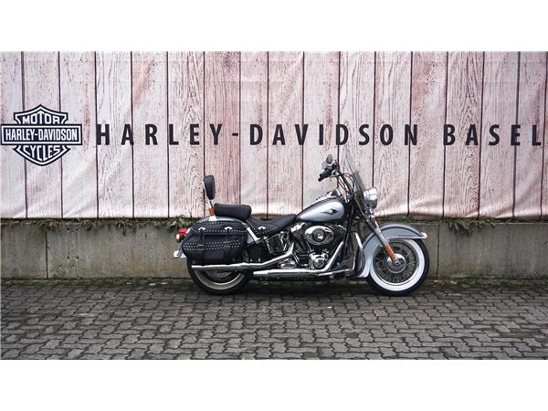 2015 HARLEY-DAVIDSON Softail FLSTC Softail Heritage Classic ABS