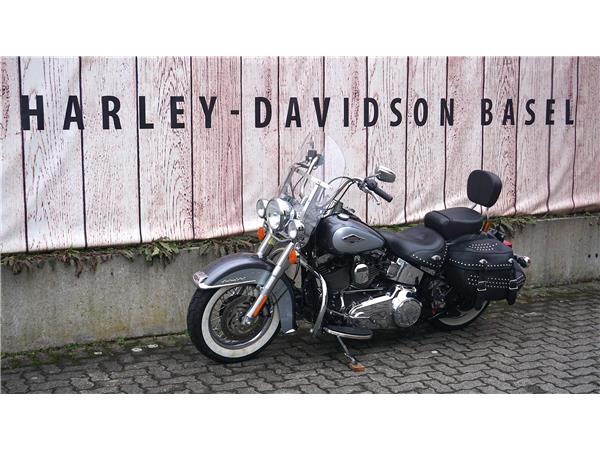 2015 HARLEY-DAVIDSON Softail FLSTC Softail Heritage Classic ABS