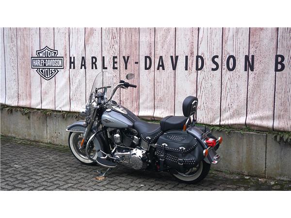 2015 HARLEY-DAVIDSON Softail FLSTC Softail Heritage Classic ABS