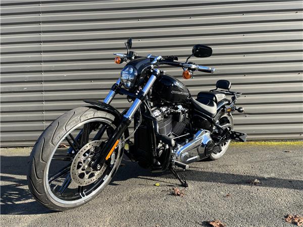 2021 HARLEY-DAVIDSON BREAKOUT