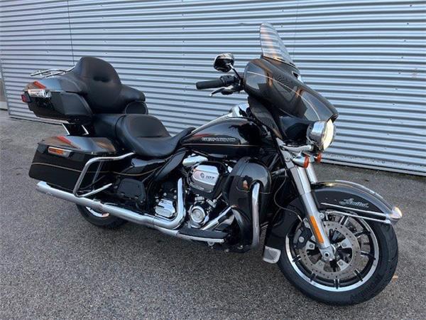 2017 Harley-Davidson Touring Electra Glide Ultra Limited FLHTK Tourer