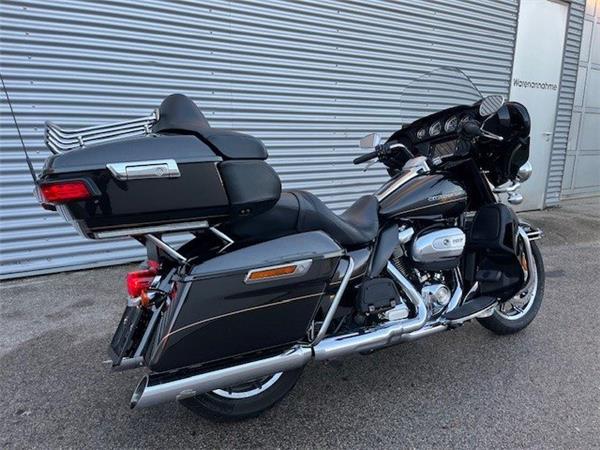 2017 Harley-Davidson Touring Electra Glide Ultra Limited FLHTK Tourer