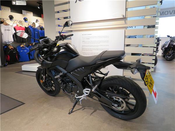 YAMAHA MT-125