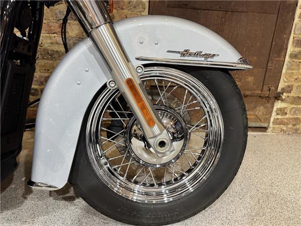 2023 Harley-Davidson Softail