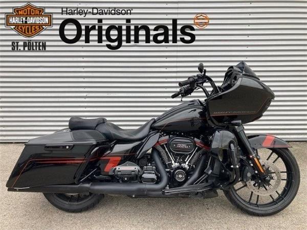 2018 Harley-Davidson CVO Road Glide FLTRXSE Cruiser