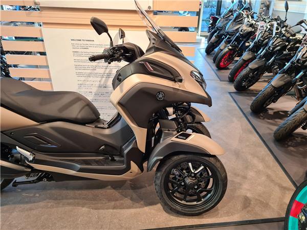 2024 Yamaha Tricity 300