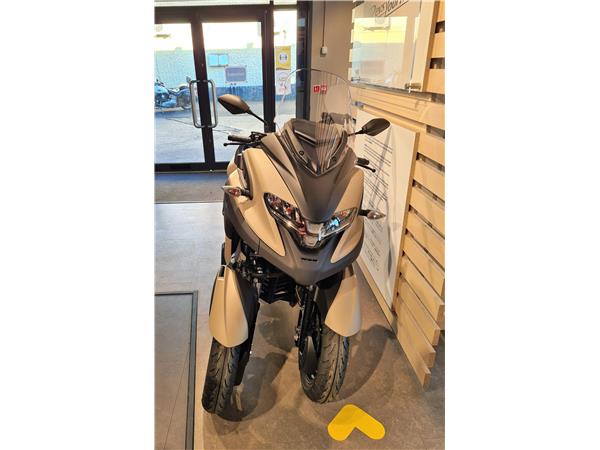2024 Yamaha Tricity 300