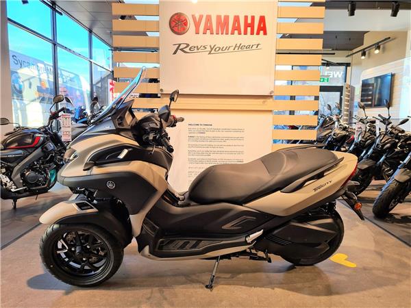 2024 Yamaha Tricity 300