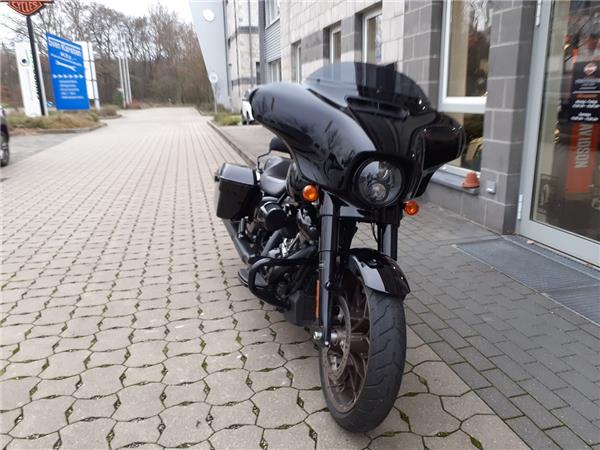 FLHXST Street Glide ST KessTech Wilbers Nivomat