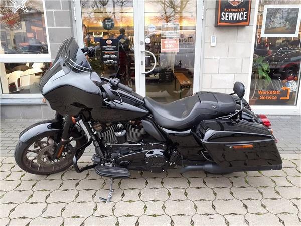 FLHXST Street Glide ST KessTech Wilbers Nivomat