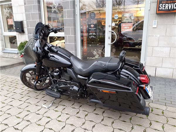 FLHXST Street Glide ST KessTech Wilbers Nivomat