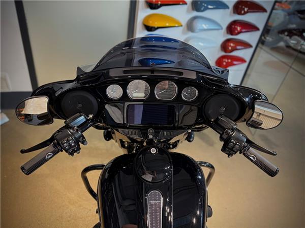 FLHXS Street Glide Special 114 