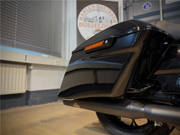 FLHXS Street Glide Special 114 