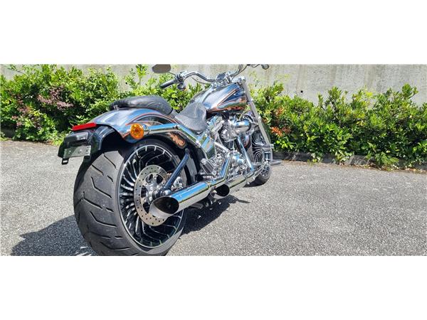 2014 HARLEY-DAVIDSON CVO FXSBSE Softail Breakout ABS CVO