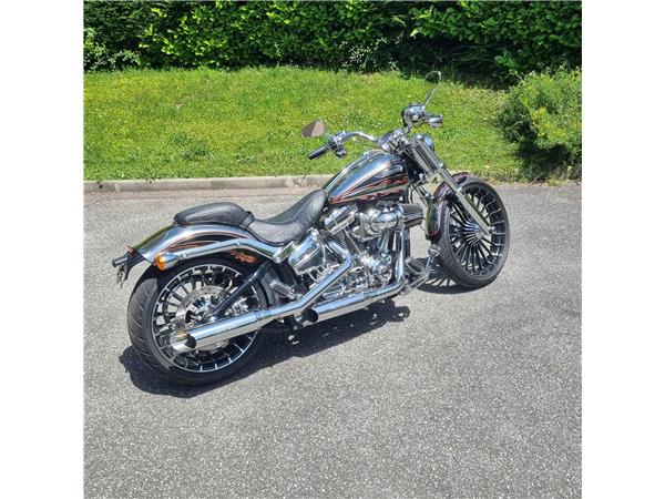 2014 HARLEY-DAVIDSON CVO FXSBSE Softail Breakout ABS CVO