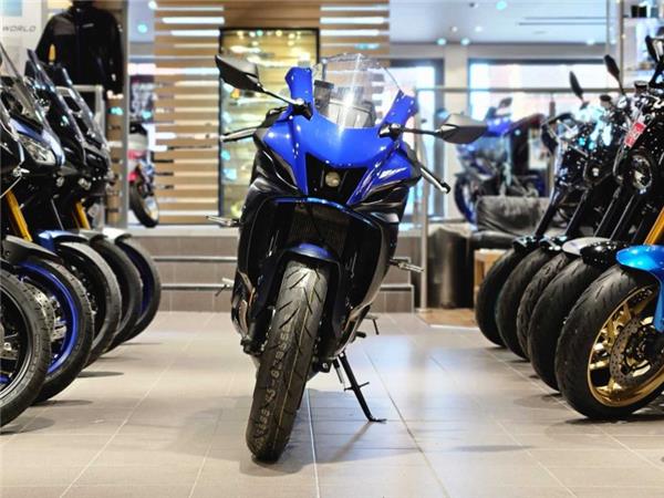 2021 Yamaha YZF R7 (YZF690) Blue