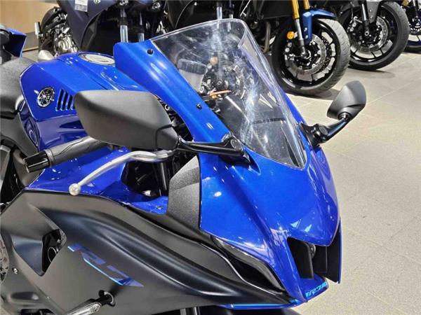 2021 Yamaha YZF R7 (YZF690) Blue