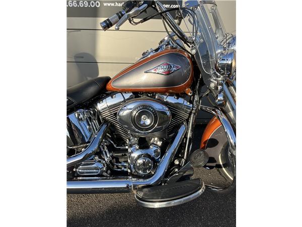 2015 HARLEY-DAVIDSON HERITAGE