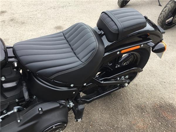 2022 HARLEY-DAVIDSON SOFTAIL FXBBS STREET BOB 114