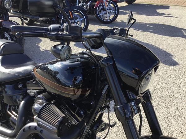 2016 HARLEY-DAVIDSON CVO FXSBE BREAKOUT