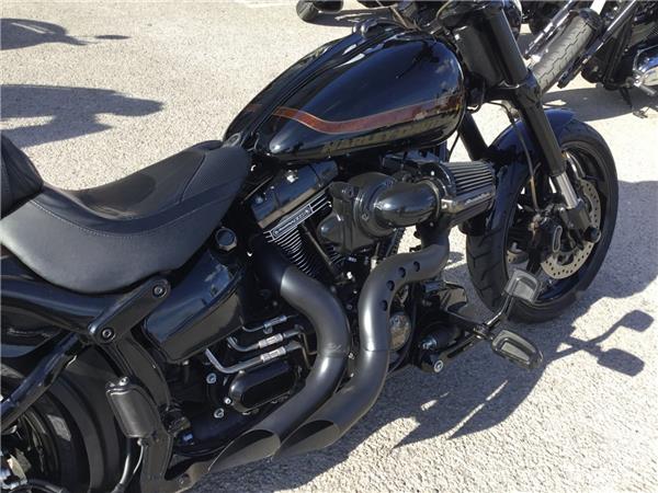 2016 HARLEY-DAVIDSON CVO FXSBE BREAKOUT