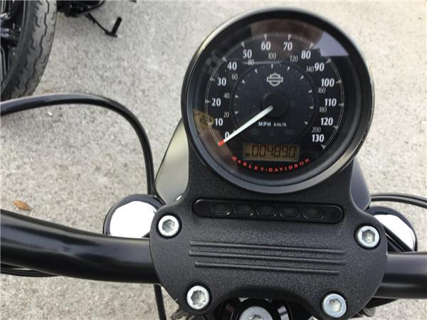 2017 HARLEY-DAVIDSON SPORTSTER XL883N IRON