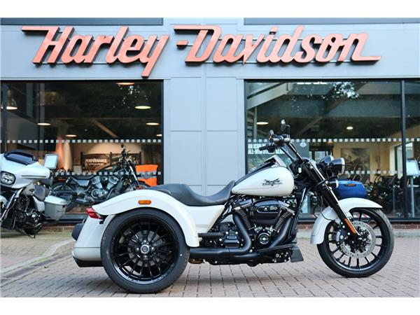 2024 HARLEY-DAVIDSON FLRT FREEWHEELER