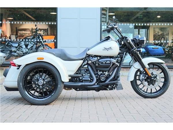 2024 HARLEY-DAVIDSON FLRT FREEWHEELER