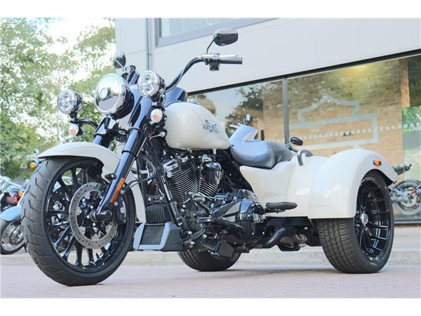 2024 HARLEY-DAVIDSON FLRT FREEWHEELER
