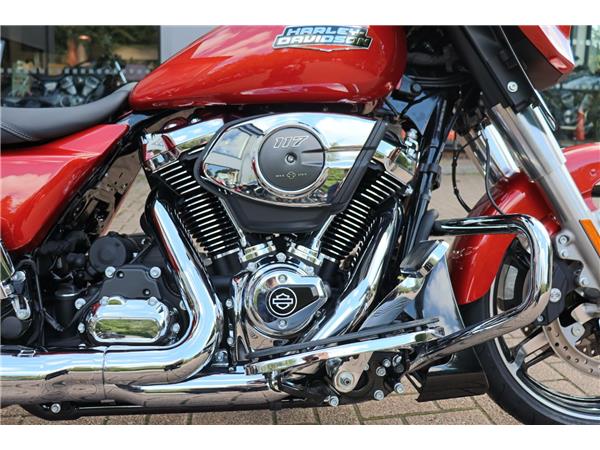 2024 HARLEY-DAVIDSON TOURING FLHX STREET GLIDE