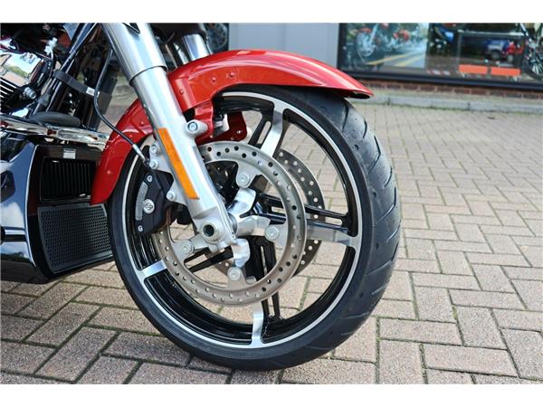 2024 HARLEY-DAVIDSON TOURING FLHX STREET GLIDE