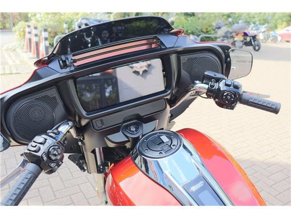 2024 HARLEY-DAVIDSON TOURING FLHX STREET GLIDE