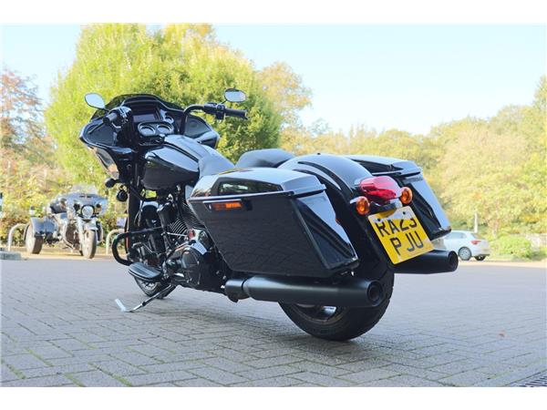 2023 HARLEY-DAVIDSON FLTRXST ROAD GLIDE ST 