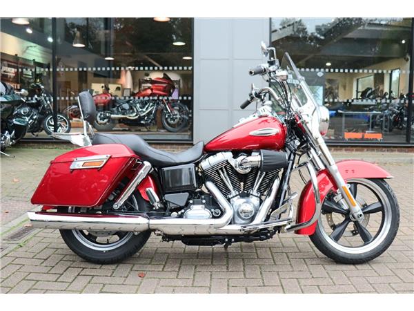 2011 HARLEY-DAVIDSON DYNA FLD SWITCHBACK