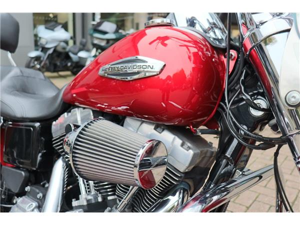 2011 HARLEY-DAVIDSON DYNA FLD SWITCHBACK