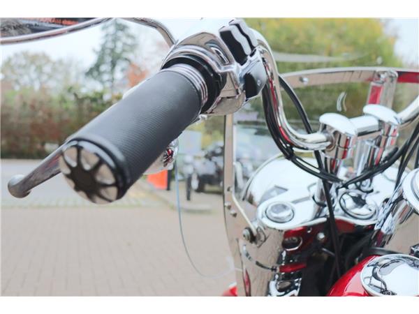 2011 HARLEY-DAVIDSON DYNA FLD SWITCHBACK