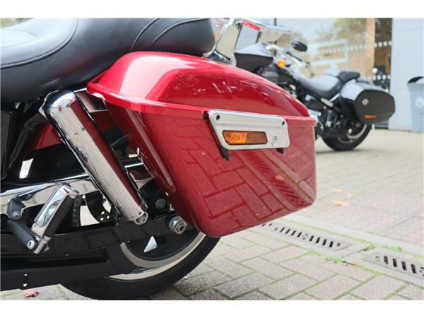 2011 HARLEY-DAVIDSON DYNA FLD SWITCHBACK