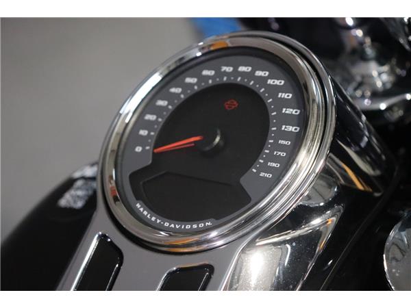 2024 HARLEY-DAVIDSON SOFTAIL FLSB SPORT GLIDE