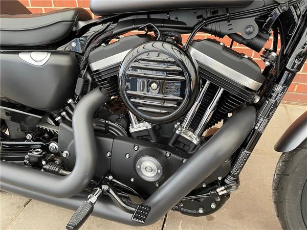2017 HARLEY-DAVIDSON SPORTSTER XL883N IRON
