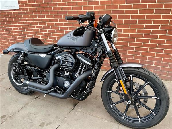 2017 HARLEY-DAVIDSON SPORTSTER XL883N IRON