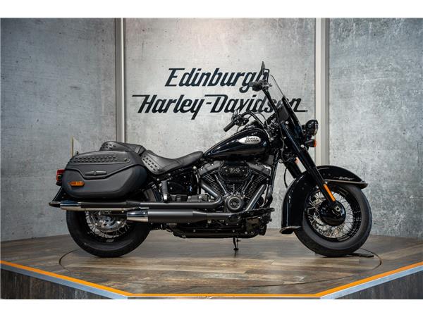 2023 HARLEY-DAVIDSON SOFTAIL FLHCS HERITAGE CLASSIC 114