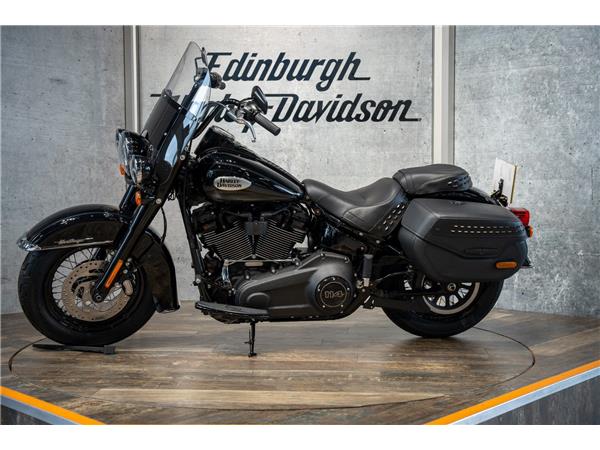 2023 HARLEY-DAVIDSON SOFTAIL FLHCS HERITAGE CLASSIC 114