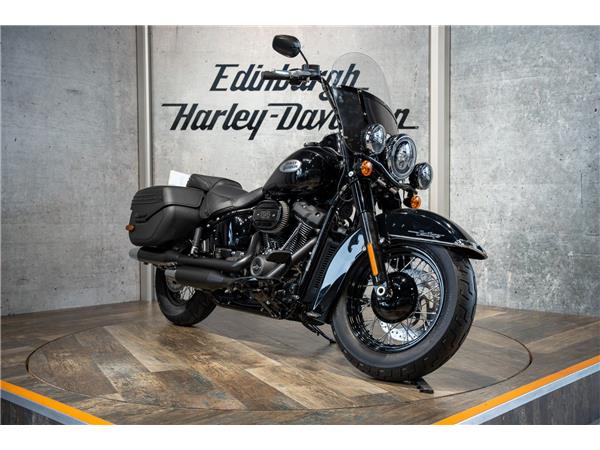 2023 HARLEY-DAVIDSON SOFTAIL FLHCS HERITAGE CLASSIC 114