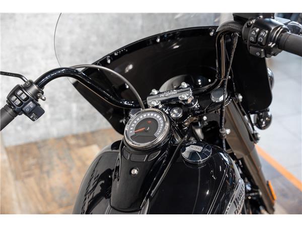 2023 HARLEY-DAVIDSON SOFTAIL FLHCS HERITAGE CLASSIC 114