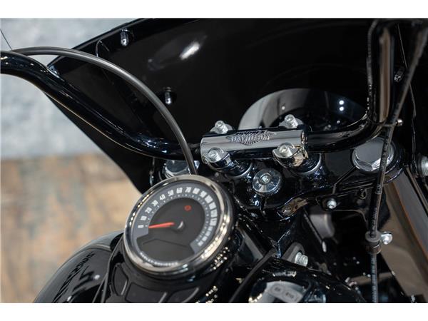 2023 HARLEY-DAVIDSON SOFTAIL FLHCS HERITAGE CLASSIC 114