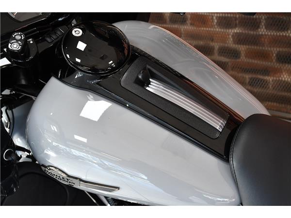2024 HARLEY-DAVIDSON TOURING FLTRK ROAD GLIDE LIMITED
