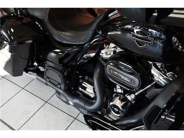 2019 HARLEY-DAVIDSON TOURING FLHX STREET GLIDE