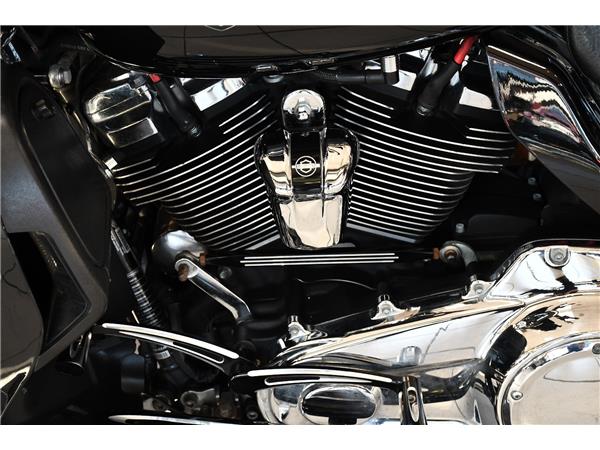 2019 HARLEY-DAVIDSON TOURING FLHX STREET GLIDE