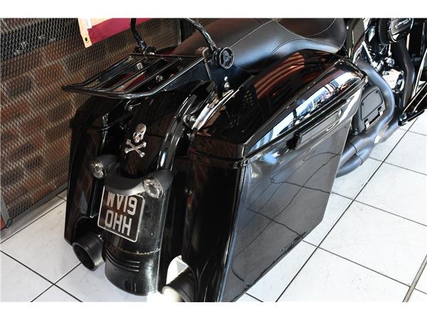 2019 HARLEY-DAVIDSON TOURING FLHX STREET GLIDE